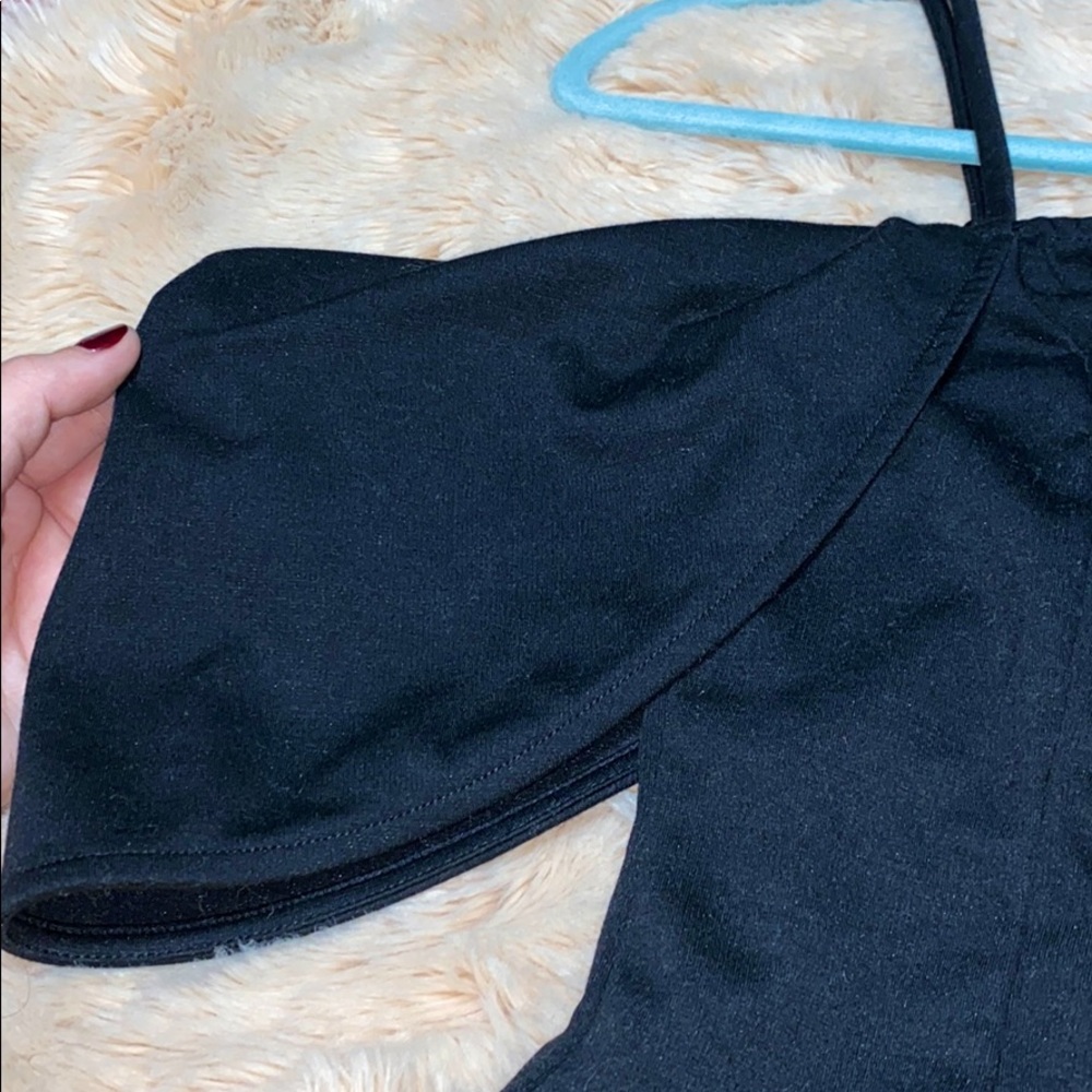 SOLD!!! Cold Shoulder Black Top NWOT - Picture 8 of 12